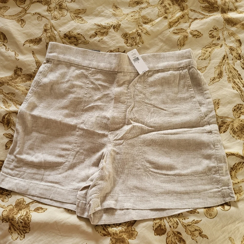 Women's Linen Shorts - Picture 1 of 5